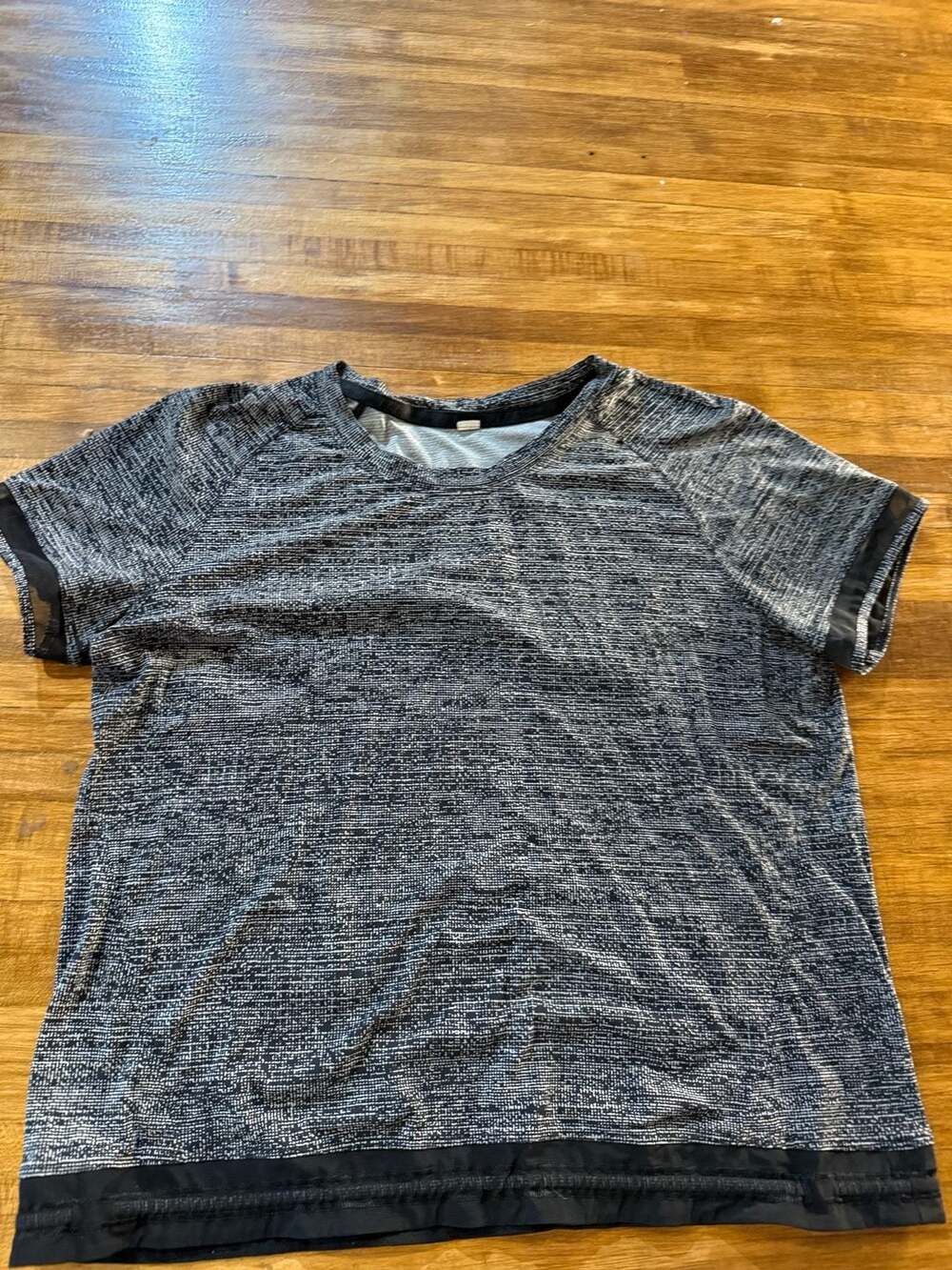 Lululemon Find Focus Short Sleeve Tee (r1)